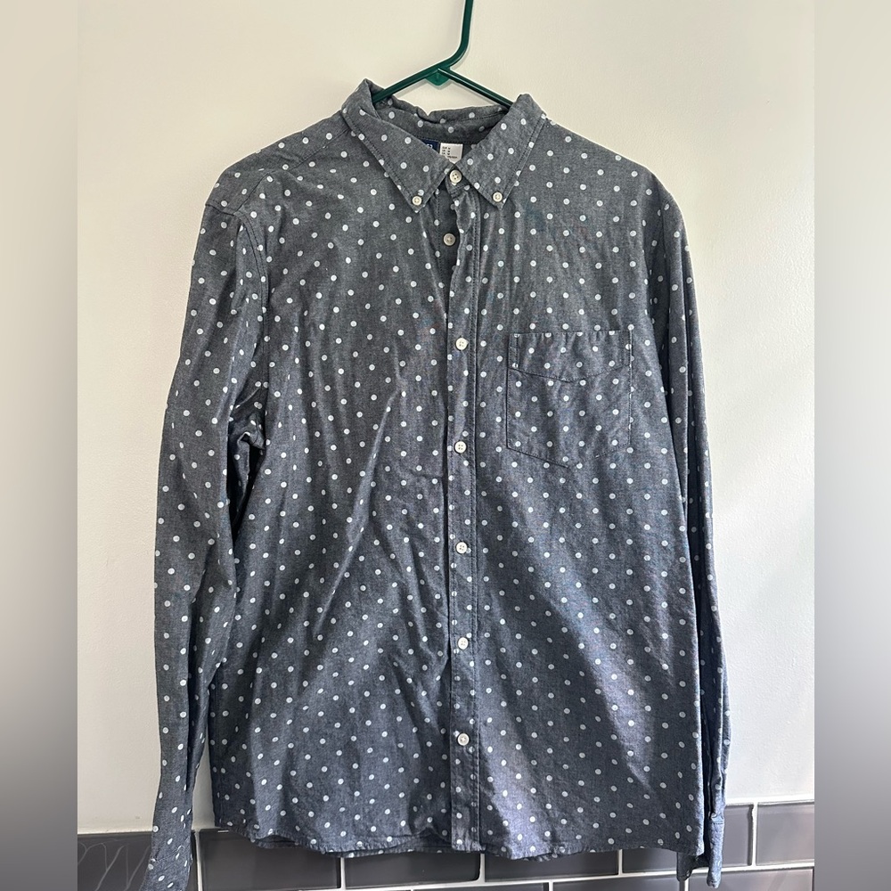 Divided by H&M button down tiger grey print size XL MENS cruise vacation